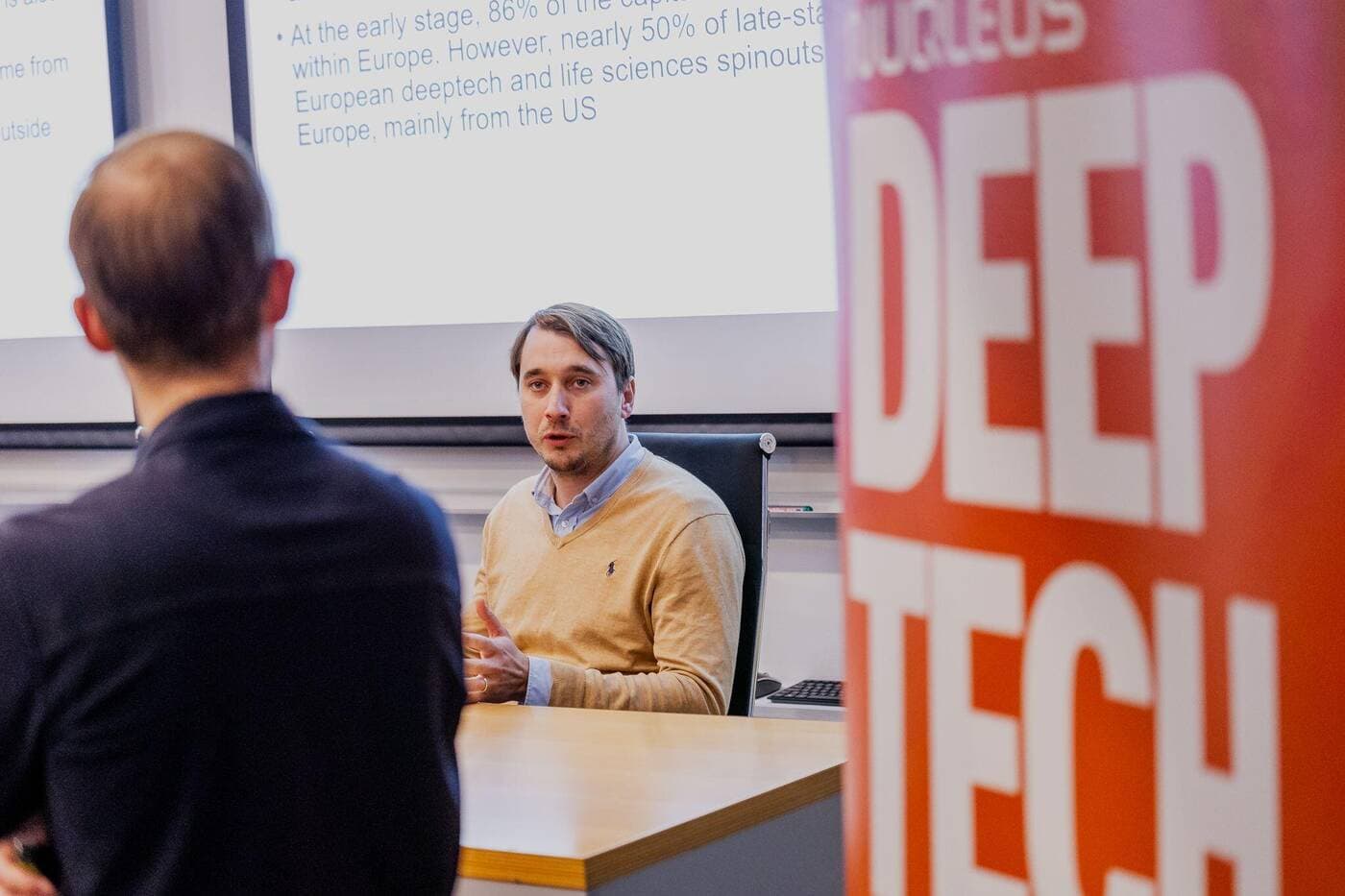 Quentin Lacointa speaking at Deep Tech Talks